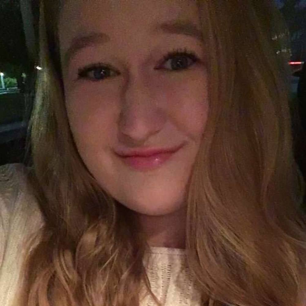 Meet your Posher, Monica